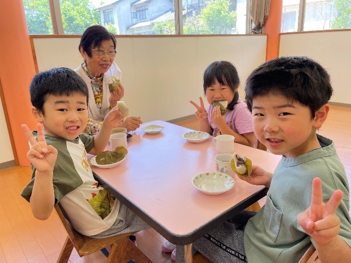 柏餅喫食５