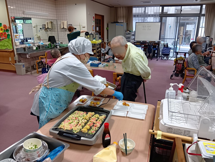タコ焼きを添えて２